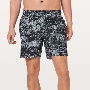 Lululemon Channel Cross Short 7” *Canopy Ice Grey Black